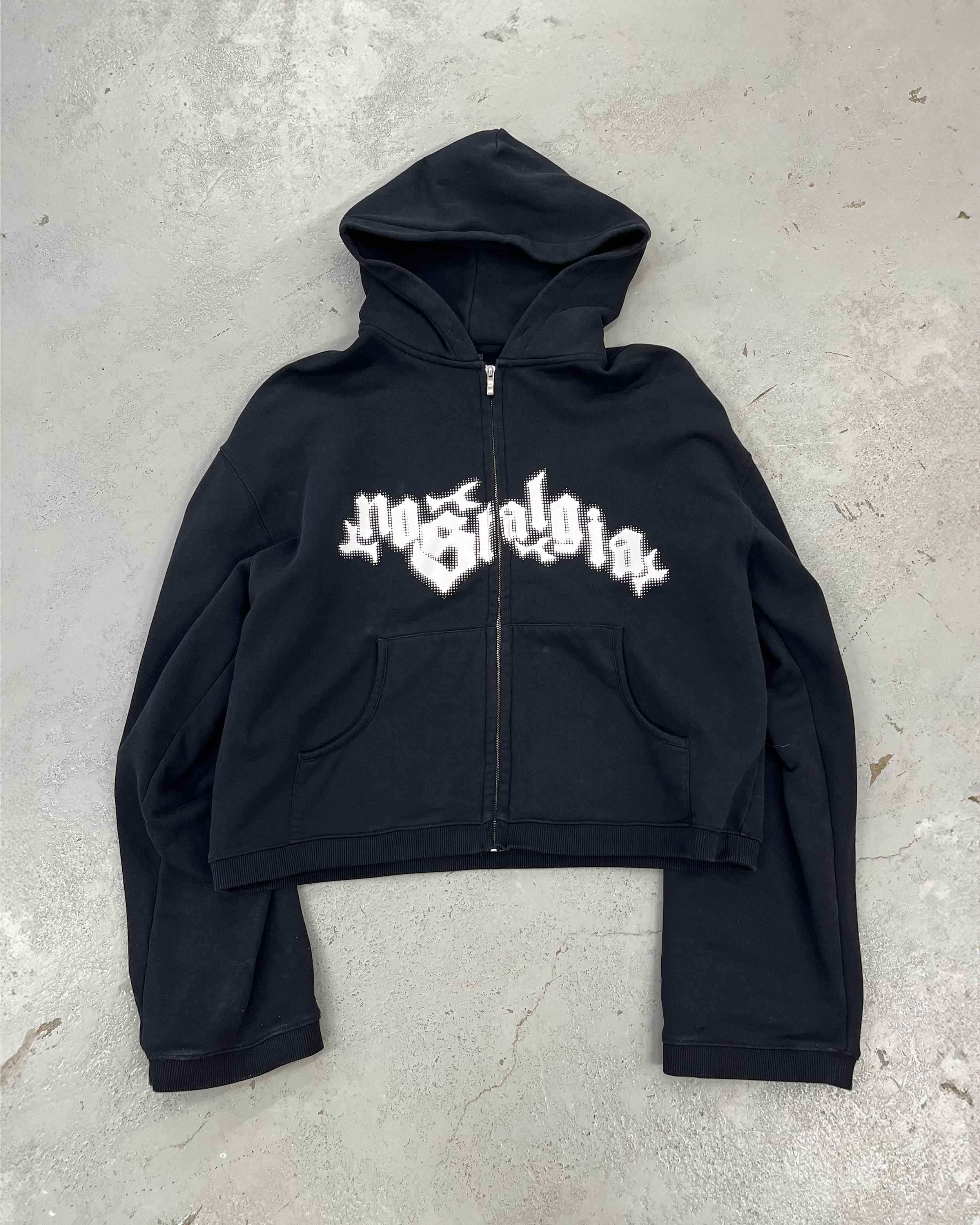 BLACK ZIP-HOODIE